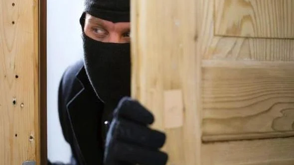Xətaidə evdən oğurluq edən şəxs saxlanılıb
