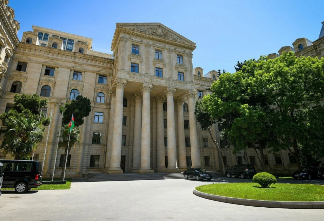 Azerbaijan congratulates North Korea on national day