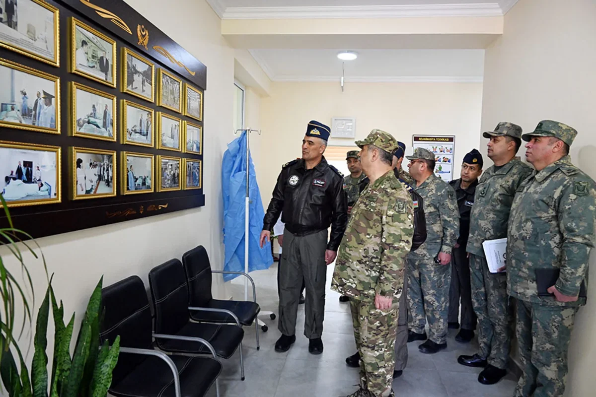 Zakir Həsənov HHQ bölmələrində yoxlamalar apardı